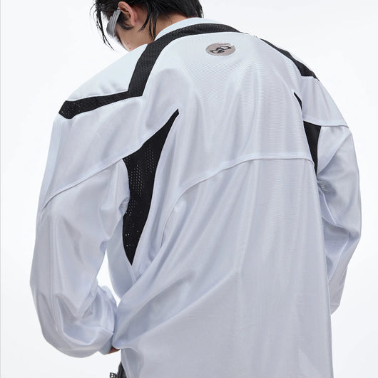 Chamarra Deportiva Retro Americana con Cuello V y Hombros Acolchados - Image 5