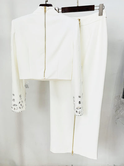 Conjunto Elegante con Top Corto y Falda Larga - Detalles de Diamantes y Abalorios - Image 10