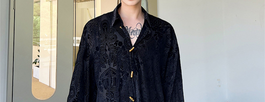 Camisa Hombre Terciopelo Jacquard con Botones de Asta de Vaca - Image 8