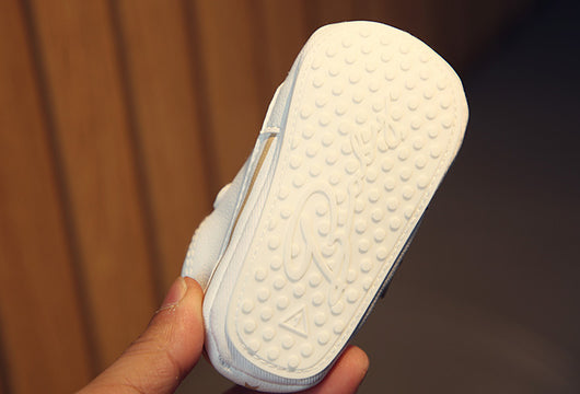 Zapatillas Deportivas para Bebé Blancas de Algodón con Suela Suave - Image 17