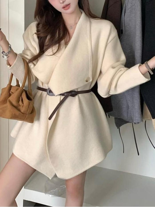 Cardigan Tejido de Largo Medio con Solapa Irregular - Image 14