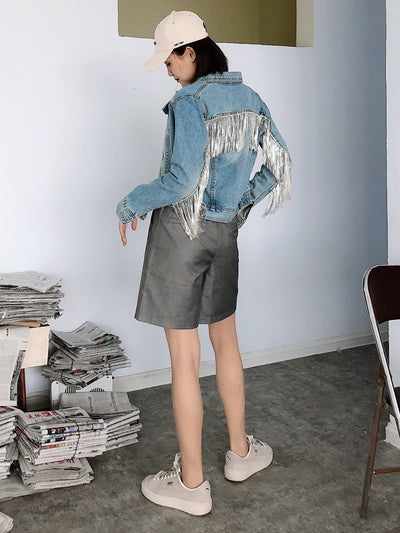Chaqueta Denim Slim Azul Claro con Detalles de Strass en Solapa - Image 9