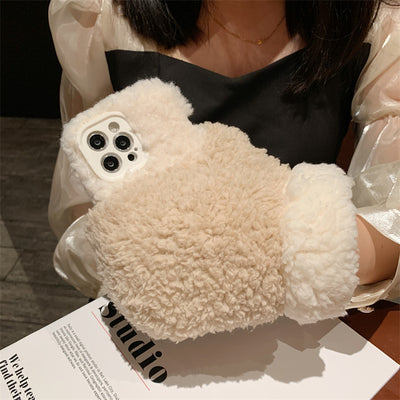 Funda para Teléfono Chica Trendy con Guantes de Protección Térmica Peluche - Image 8
