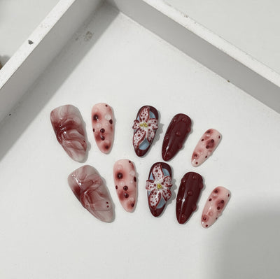 Uñas Postizas Talladas 3D con Diseño Floral Pintado a Mano - Image 6