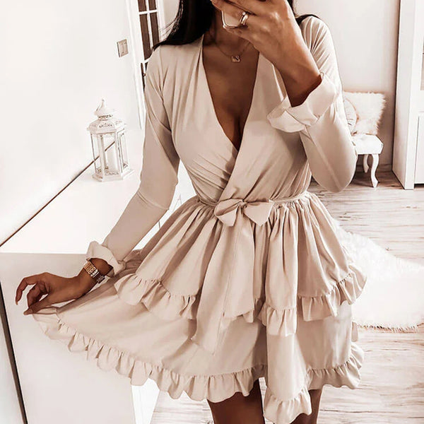 Blusa Escotada con Volantes en Mangas Acampanadas