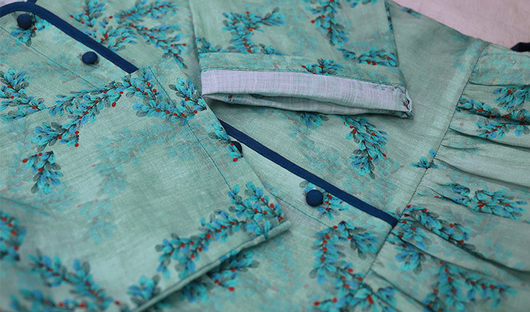 Vestido de Lino y Algodón Floral Estilo Verano con Cinturón Contraste - Image 12