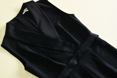 Jumpsuit Elegante Sin Mangas Negro Ajustado para Mujer - Image 9