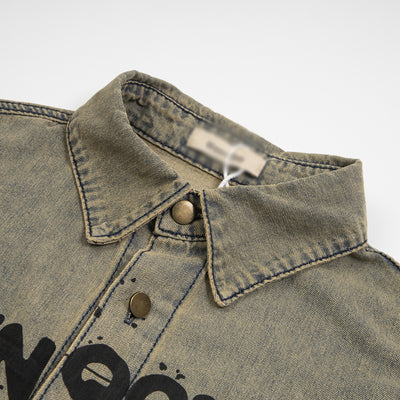 Camisa Denim Desgastada con Letras Waste para Hombre - Image 3