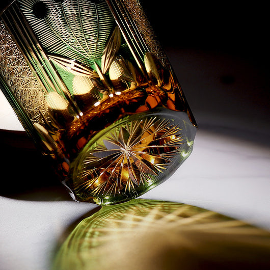 Vaso de Whiskey de Cristal Tallado a Mano con Diseño de Pavo Real - Image 15