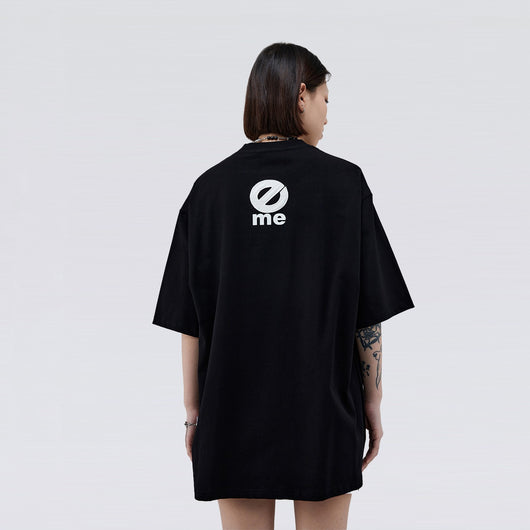 Camiseta Unisex de Algodón con Estampado de Alfabeto y Lema Urbano - Image 11