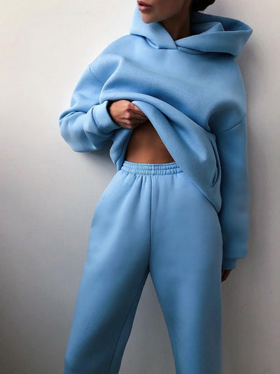 Conjunto Deportivo Mujer con Capucha - Sudadera y Pantalón Cómodo - Image 18
