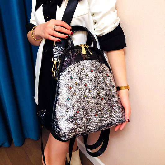 Mochila de Cuero Genuino para Mujer - Diseño Moderno y Funcional - Image 4