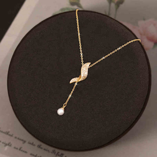 Collar Geométrico de Diamantes con Borla de Perla para Escote - Image 6