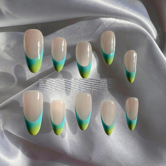 Manicura Francesa Almendra Personalizada Acabado Premium Hecha a Mano