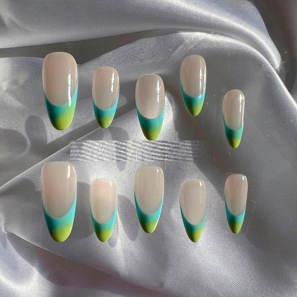 Manicura Francesa Almendra Personalizada Acabado Premium Hecha a Mano