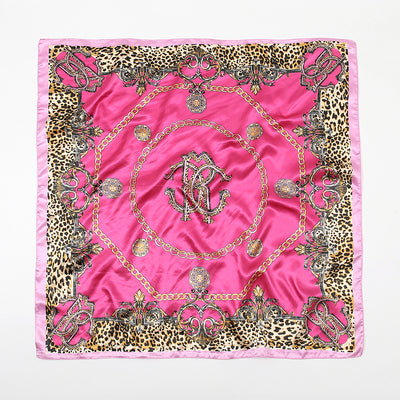 Pañuelo de Satén con Estampado de Leopardo y Cadena Decorativa - Image 19