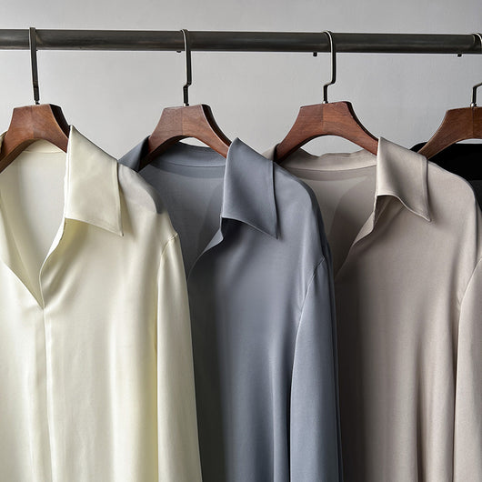 Camisa de Seda Suave con Colgante Cómodo - Image 2