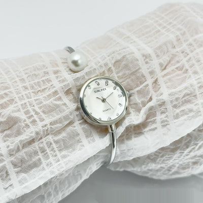 Reloj Pulsera de Perlas para Mujer - Diseño Elegante y Minimalista - Image 9
