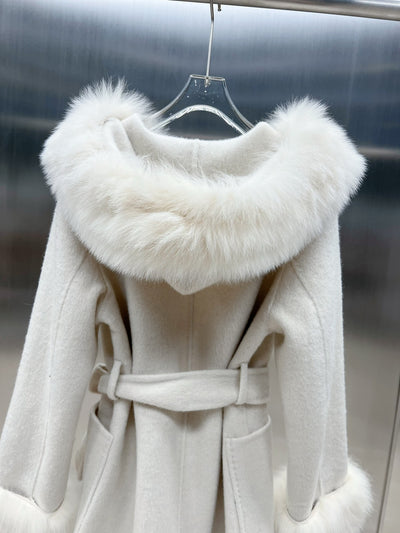 Abrigo de Invierno para Mujer en Lana de Oveja con Corte Ajustado - Image 25
