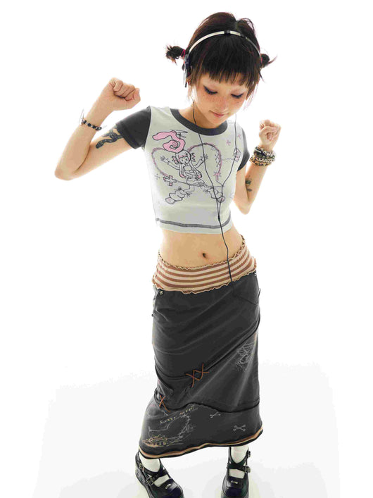 Camiseta Gris Claro para Niña con Estampado Pintado a Mano - Image 6