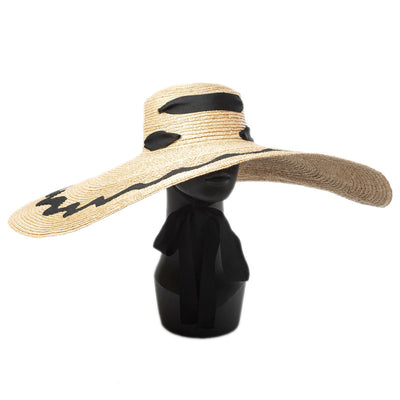 Gorra con Ala Ancha y Parche Ondulado - Image 5
