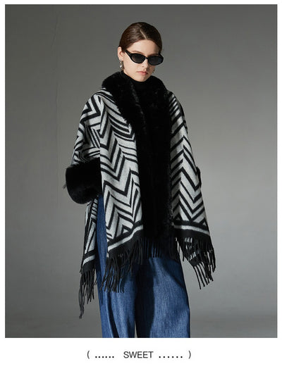 Chal Elegante con Cuello de Piel Jacquard Negro y Gris - Image 21