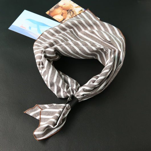 Pañuelo Cuadrado Británico para Mujer - Diseño de Moda Clásico - Image 9