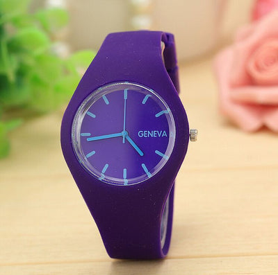 Reloj Minimalista Unisex Crema - Diseño Ultrafino y Elegante - Image 2