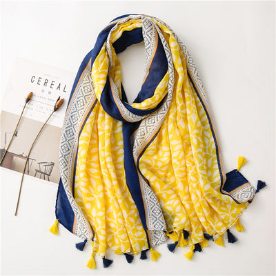 Chal Foulard de Algodón y Lino con Estampado de Hojas de Uva y Borlas - Image 3