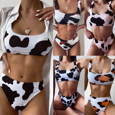 Bikini Estampado Vaca - Traje de Baño Trendy para Playa - Image 7