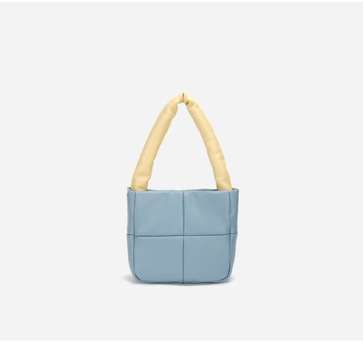 Bolso de Mano Elegante en Cuero Suave con Diseño Acolchado - Image 6
