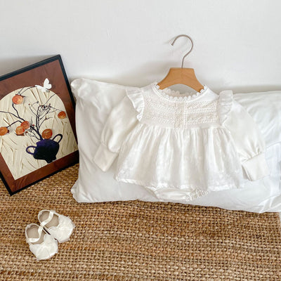 Vestido Princesa Niña con Detalles Bordados y Falda Superpuesta - Image 3