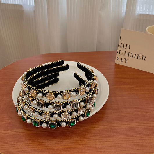 Diadema de Perlas Barrocas con Diamantes y Bordes Finos - Elegancia de Alta Gama - Image 9