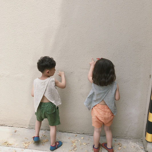 Chaleco Infantil Coreano Verano Algodón y Lino Rayas Verticales Abertura Trasera - Image 2