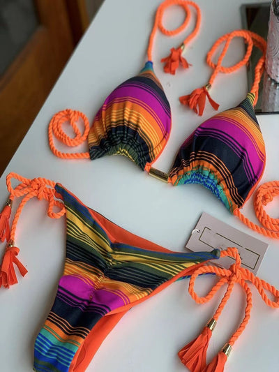 Traje de Baño Triangular con Cordones y Estampado Divisido - Image 9