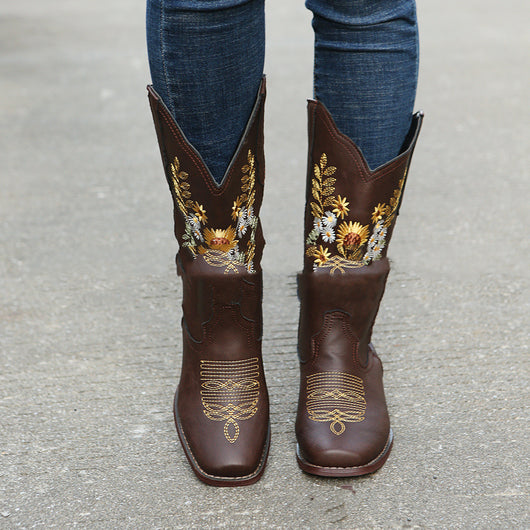 Botas Planas Talla Grande con Bordado de Girasol - Image 11