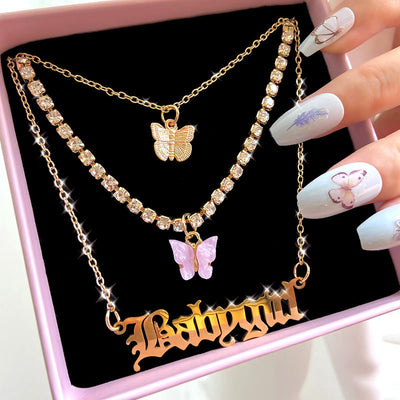 Collar Mariposa de Resina y Metal con Iniciales Personalizadas Multicapa - Image 7