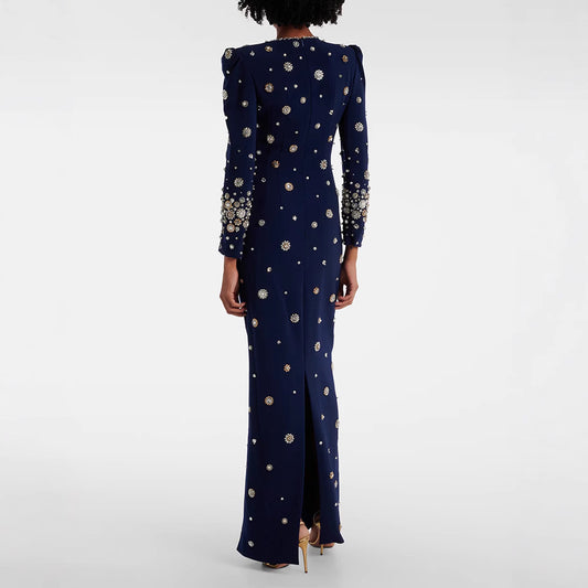 Vestido Largo Slim con Pedrería y Detalles de Alta Costura - Image 2