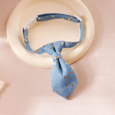 Collar Diseñador para Perros Pequeños y Medianos con Corbata Estrella Dorada Ajustable - Image 9