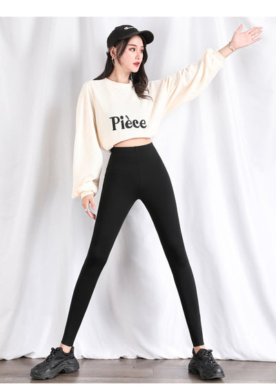 Leggins Shark para Mujer: Shorts Ajustados de Tres Cuartos en Negro para Ciclismo - Image 6