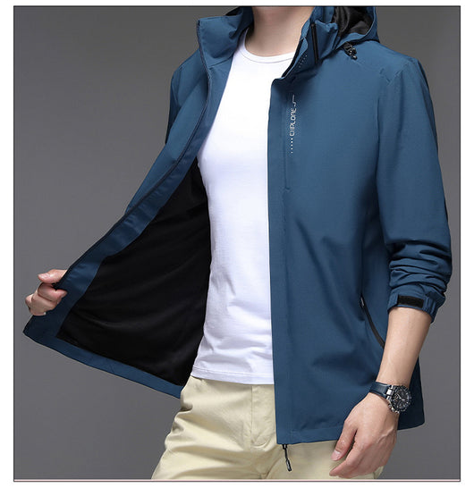 Chaqueta Casual para Hombre en Color Sólido con Gorro Incluido - Image 7