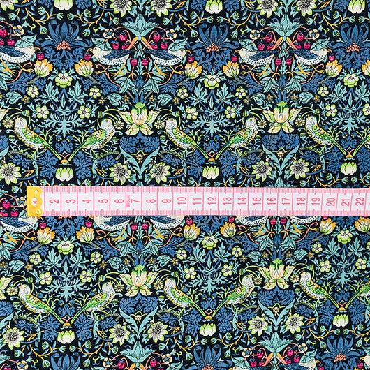 Tela de Algodón Fibrado con Estampado de Fresa para Confección - Image 6