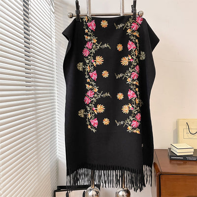 Bufanda Étnica de Invierno con Bordado Floral y Tacto de Cachemira - Image 8