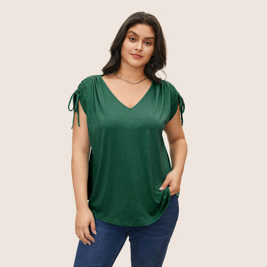 Playera Suelta con Cuello V y Cordón Ajustable - Básico Versátil - Image 7