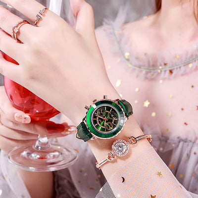 Reloj Pulsera de Cuero Verde con Calendario para Mujer - Image 6