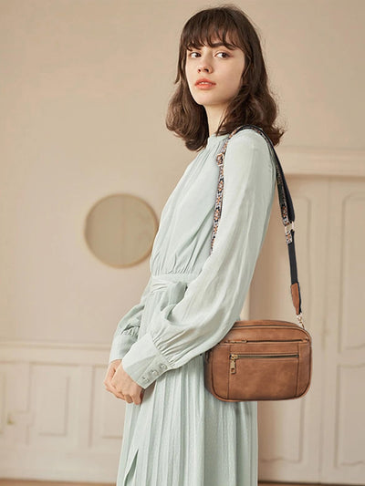 Bolsa Crossbody Multiusos con Diseño Vaca y Cierre de Cremallera - Image 22