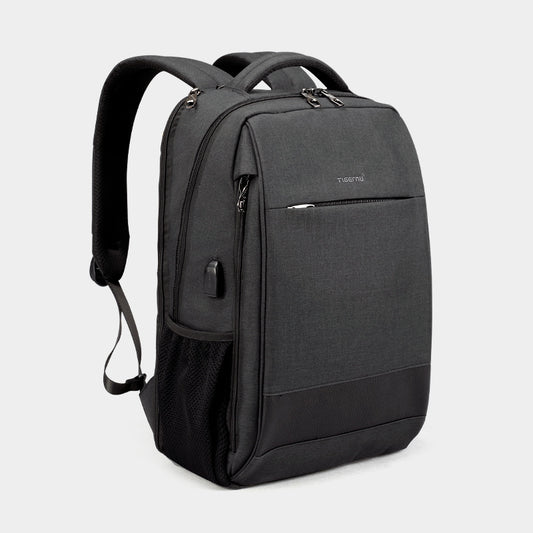 Mochila Escolar Resistente para Laptop 15.6" - Ideal para Viajes y Estudiantes