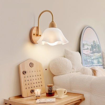 Lámpara de Noche Nórdica en Madera Natural Estilo Minimalista - Image 4
