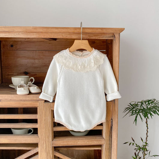 Suéter Infantil Otoño con Cuello de Encaje y Manga Larga - Image 3