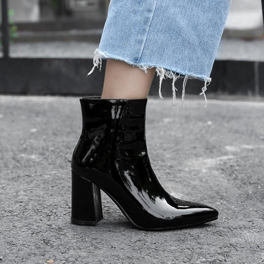 Botas Cortas Talla Grande con Tacón Grueso en Oro y Plata - Image 7